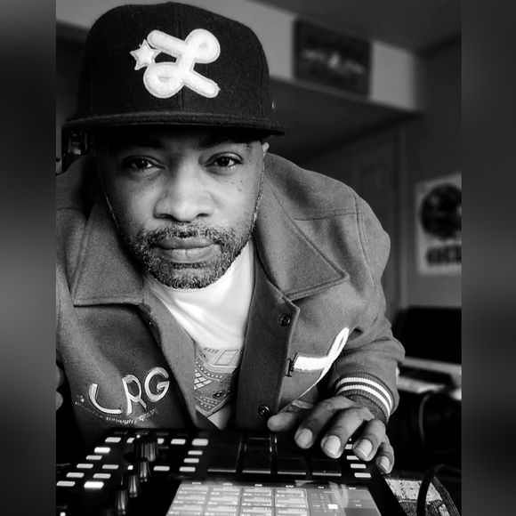 Meet your Posher, A.B - Picture 5 of 12